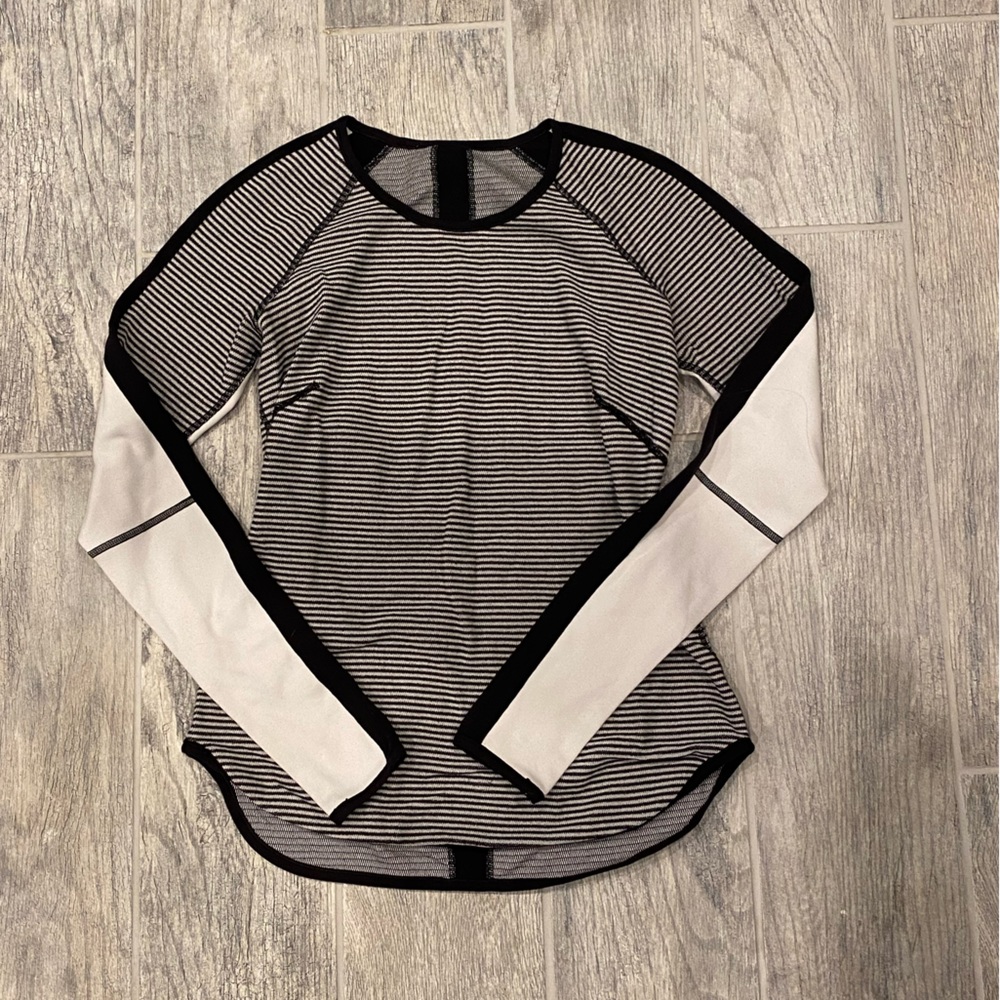 Lululemon Long Sleeve Thermal Running Shirt